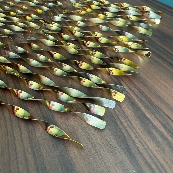 38 Vintage Gold Aluminum Twisted Ribbon Strips 7" Long Christmas Ornaments - Picture 3 of 7